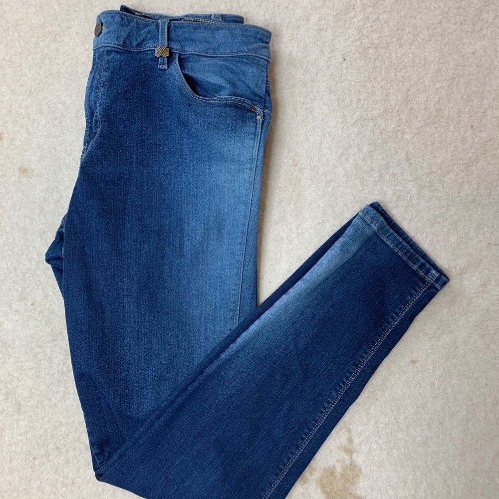 Guess Curve X Jeans Size 28/29
